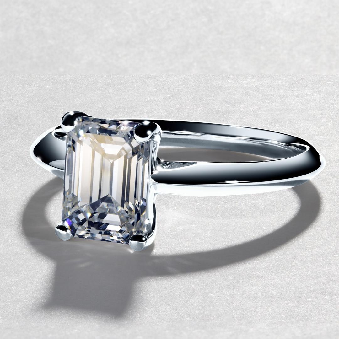 pierscionek zareczynowy emerald szlif