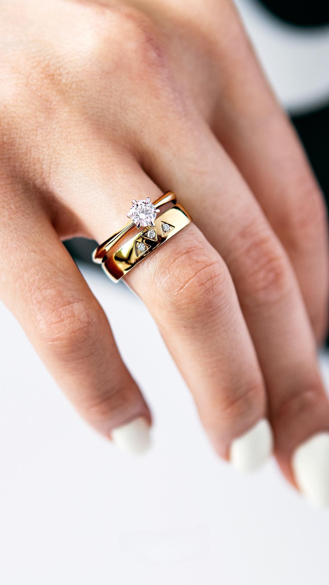 Obraczki slubne polokrogle fit 4 mm z zoltego zlota 10