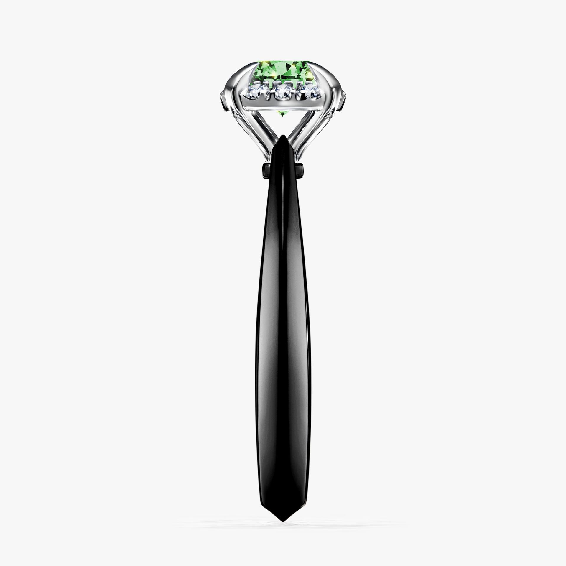 Pierścionek zaręczynowy My Beauty z czarnego złota z ciemnym zielonym diamentem 0,62ct