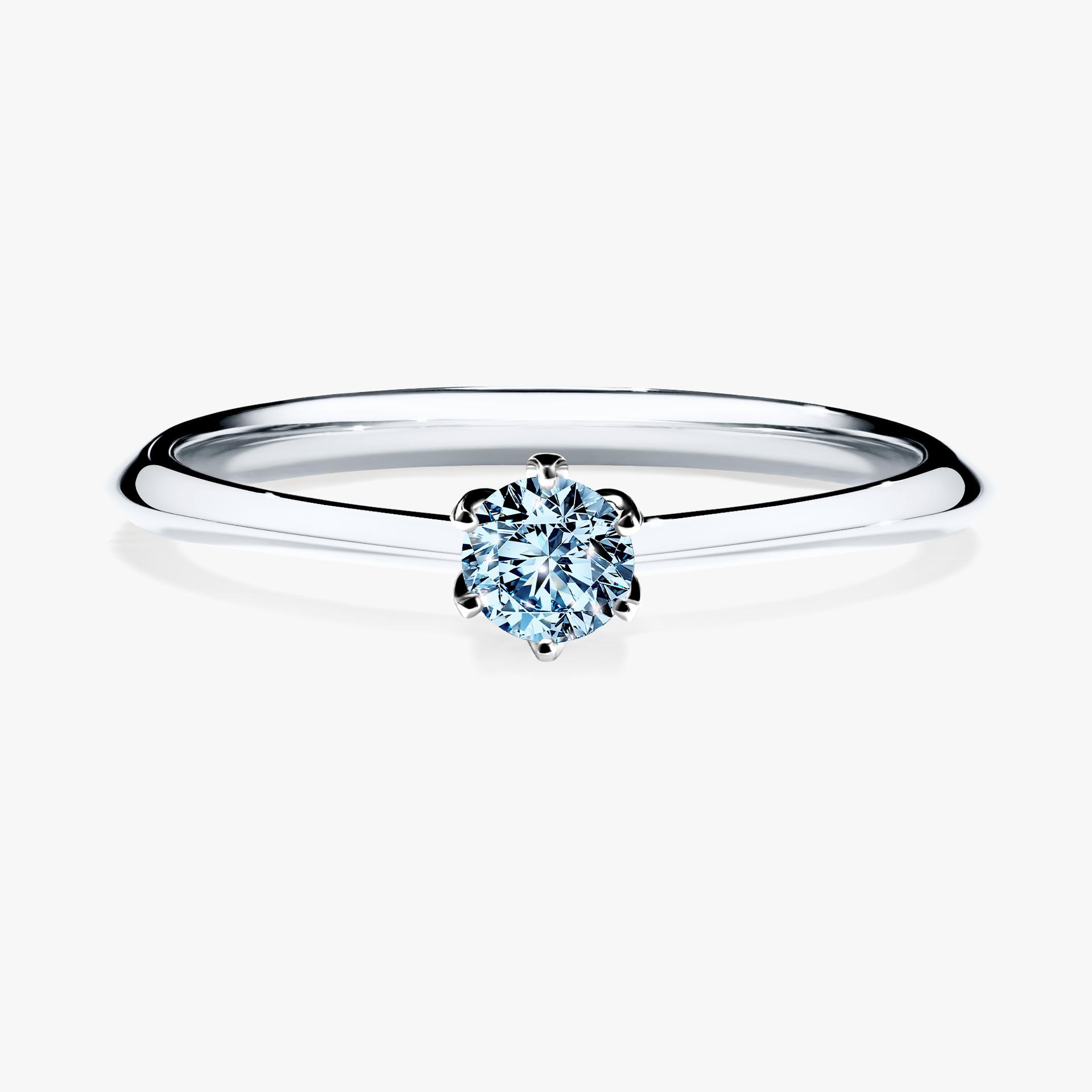 Pierscionek zareczynowy z diamentem niebieski 017 CT z bialego zlota my daisy 01