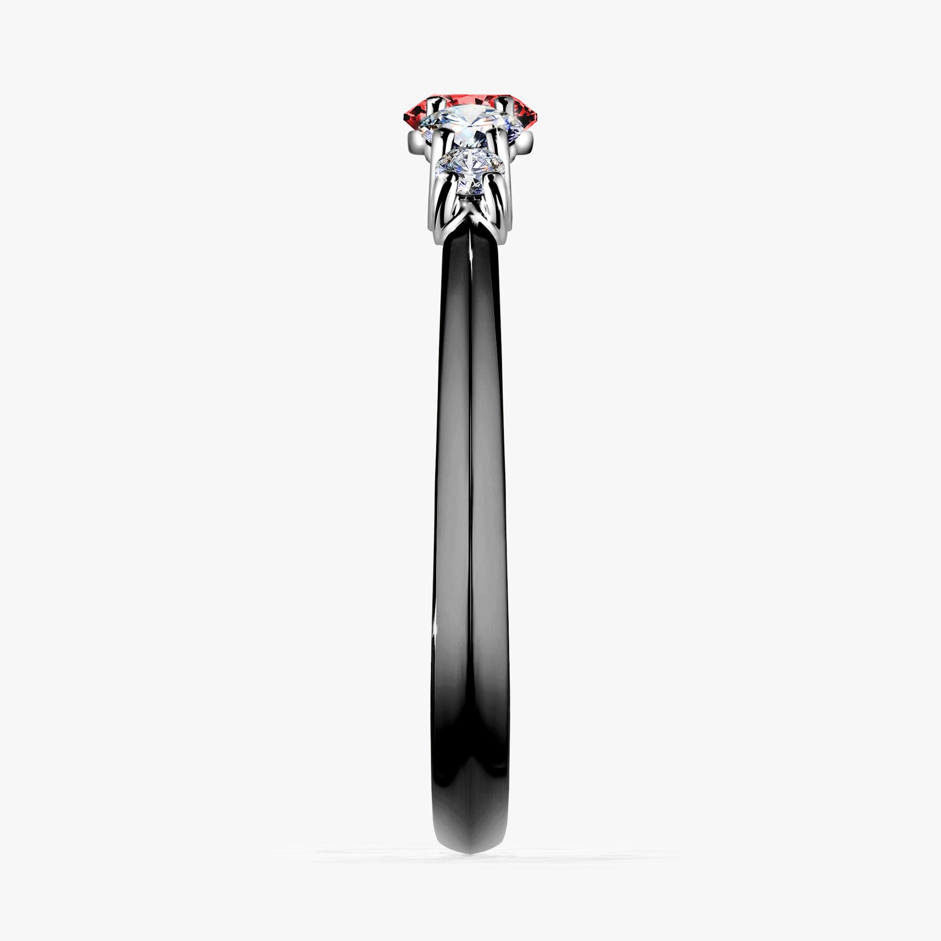Pierścionek zaręczynowy My Darling z czarnego złota z czerwonym diamentem 0,53ct
