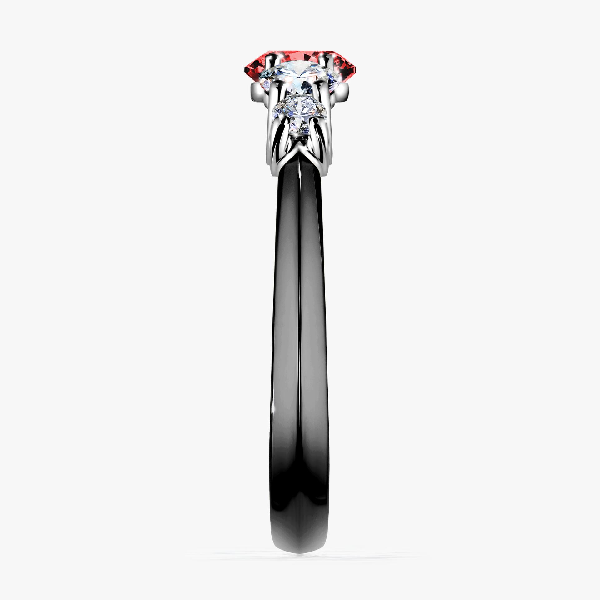 Pierścionek zaręczynowy My Darling z czarnego złota z czerwonym diamentem 0,96ct