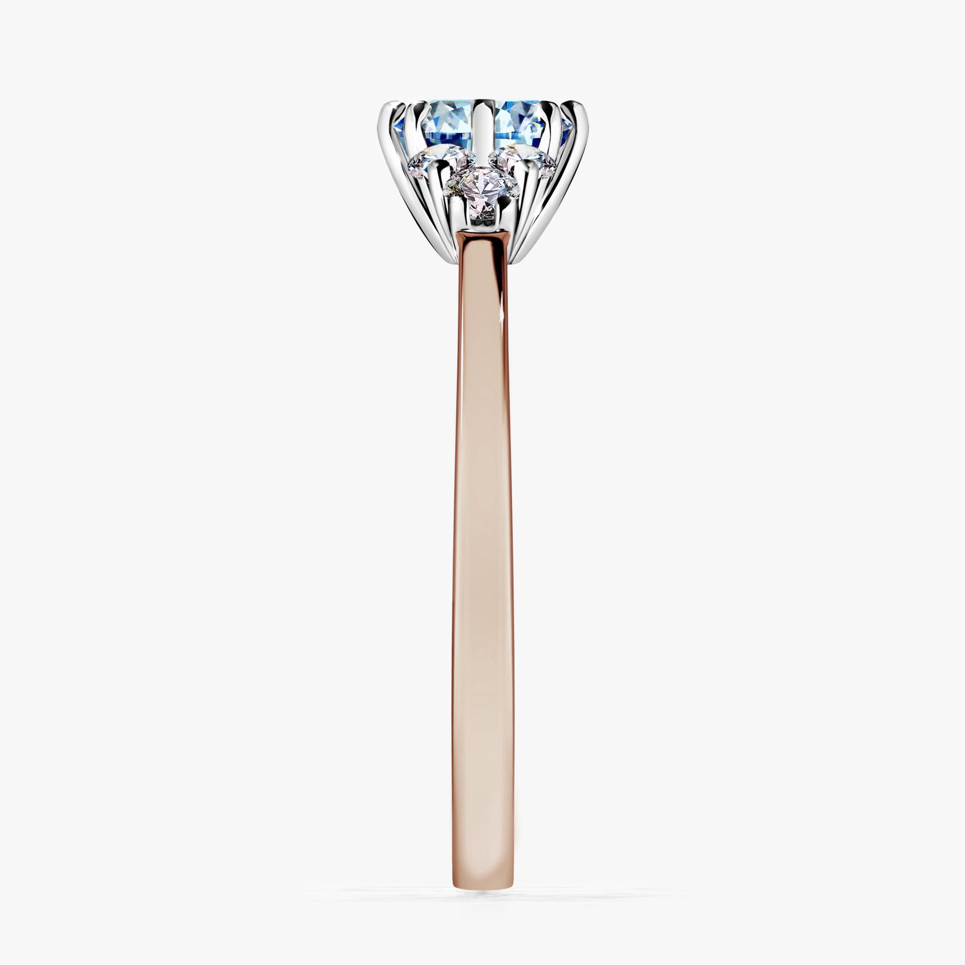 Pierścionek zaręczynowy My Lilly z różowego złota z niebieskim diamentem 0,68ct